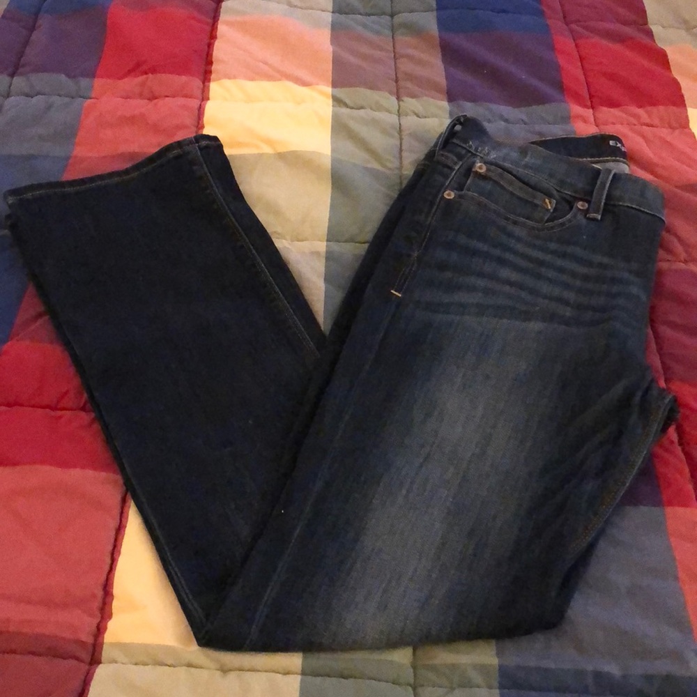 Express barelyboot Women’s Jeans SZ 6short